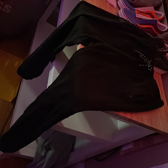 Black joggers - Picture 2 of 4